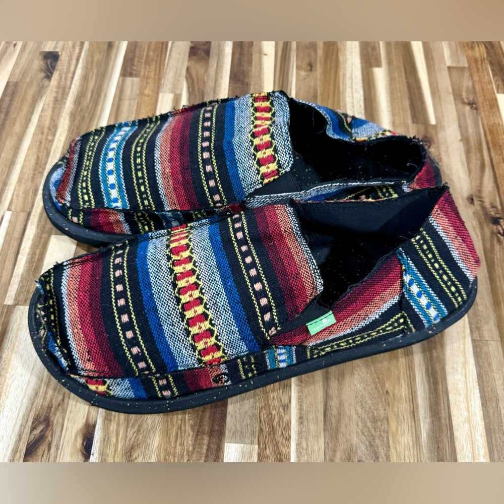 Like New Men’s Sanuk Hippie Loafers 13 - Picture 3 of 10